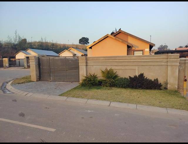 2 BEDROOM HOUSE FOR SALE IN WILFORDON
